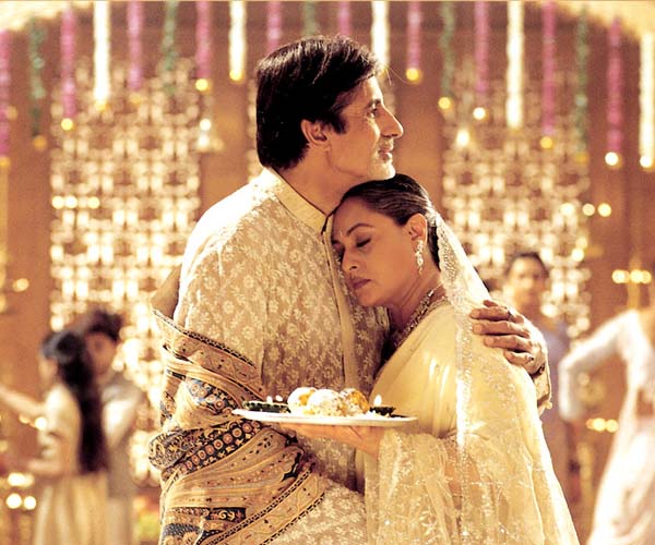 Bollywood Movies You Can Watch With Family - SpacingIn
